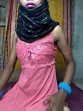 Cutesoma01 on StripChat