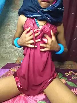 Cutesoma01 on StripChat