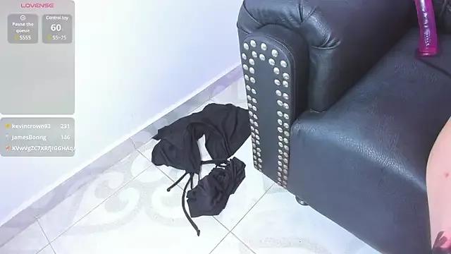 Dalila_gidi on StripChat