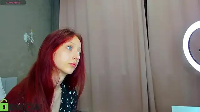 Daria_J on StripChat