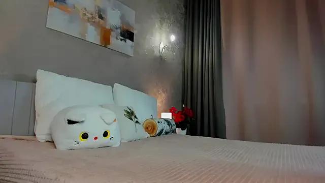 Daria_J — flash boobs