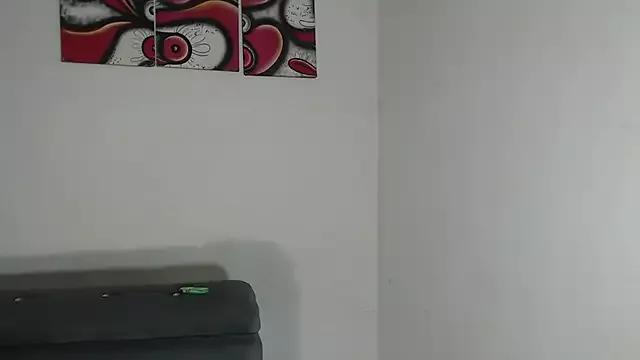 deborahotts on StripChat