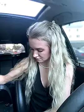 Devill_Angel_ on StripChat