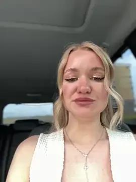 Devill_Angel_ on StripChat