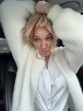 Devill_Angel_ on StripChat