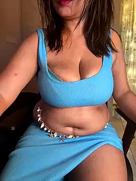 DevineDevilQueen on StripChat