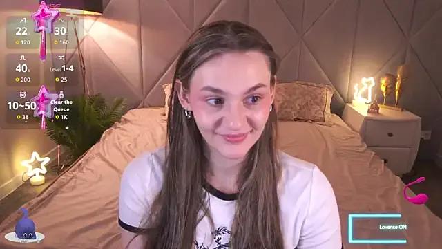 DiamondGoldie on StripChat