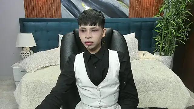 dilan_911 on StripChat