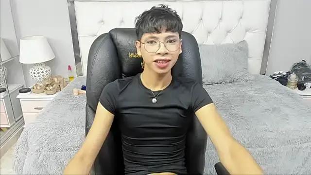 dilan_911 on StripChat