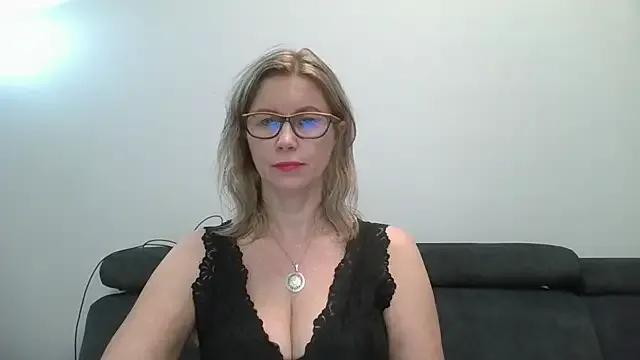 DoreenSexy on StripChat