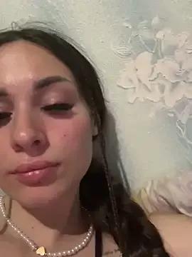 DreamKarina on StripChat