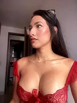 DulceLenns on StripChat