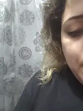 Dulceluz_420 on StripChat