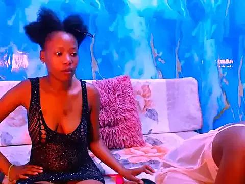 ebonypretty4u69 on StripChat