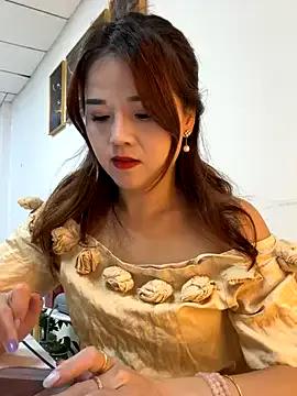 Efangfang on StripChat