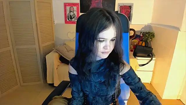 Elainebeness on StripChat