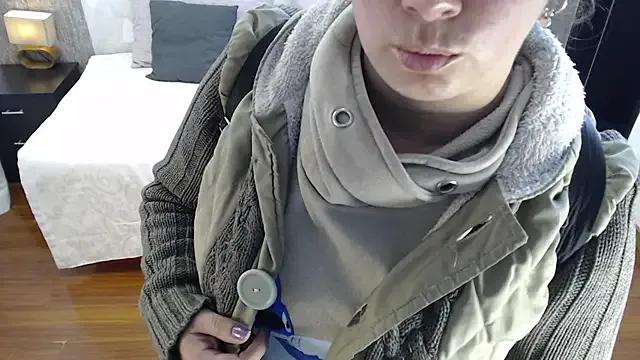 elamurray on StripChat