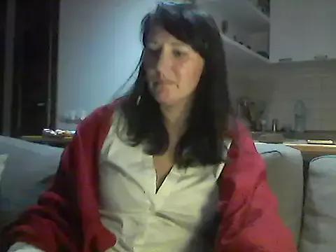 Elena48324 on StripChat