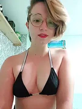 Elise_Nyx on StripChat