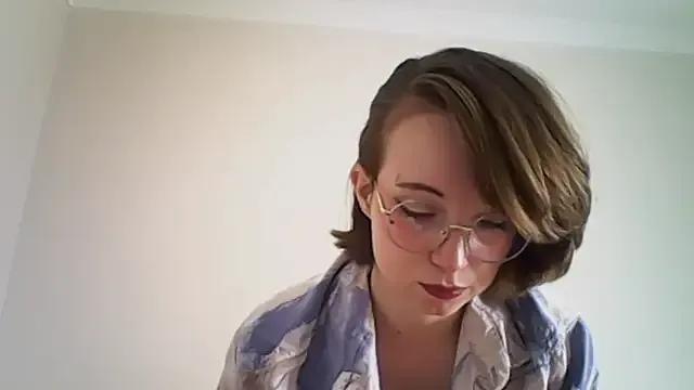 Elise_Nyx on StripChat