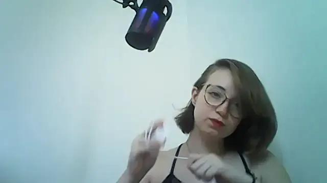 Elise_Nyx on StripChat