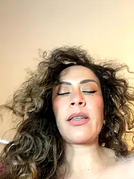 Elizabeth_Dupont on StripChat