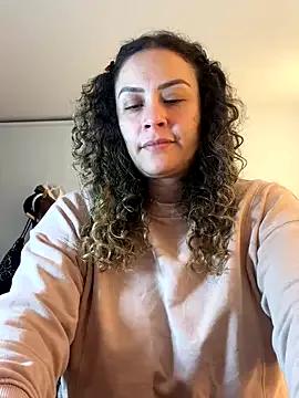 Elizabeth_Dupont on StripChat