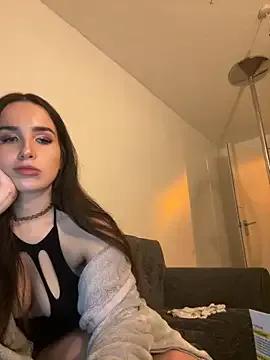 EllaEroticaX on StripChat
