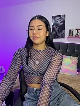 emily_22x on StripChat