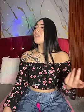 emily_22x on StripChat