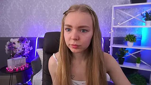 EmilySunshineS on StripChat