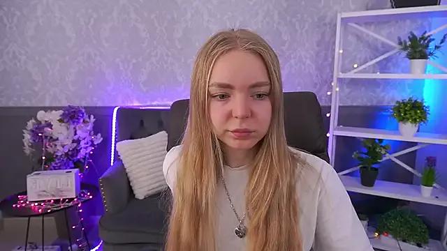 EmilySunshineS on StripChat