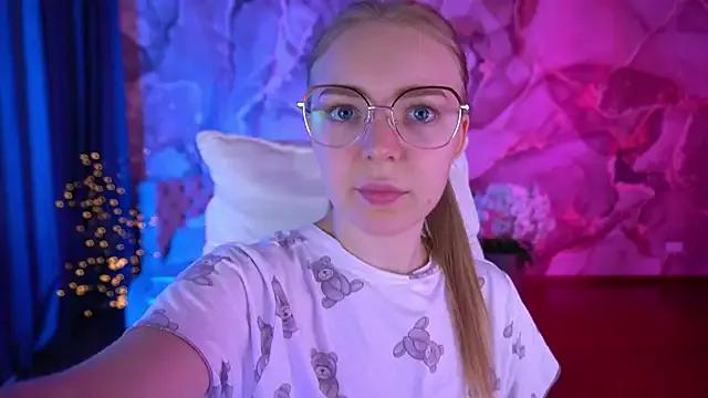 EmilySunshineS on StripChat