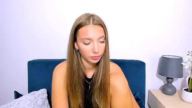 EmmaGorgeous on StripChat