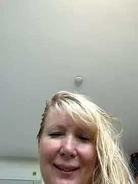 EmmaInLove23 — I LIKE FEEL YOU 