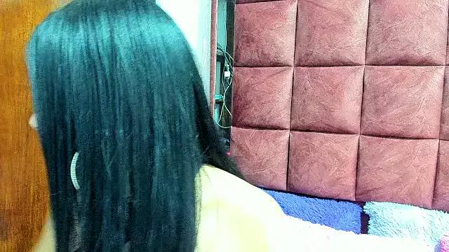 EMYCLARK01 on StripChat