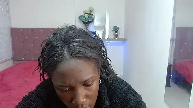 emyfuckhard on StripChat