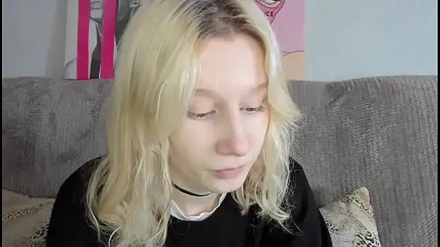 EnigmaSee on StripChat