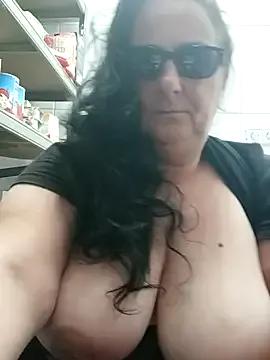 eroticjessitop on StripChat