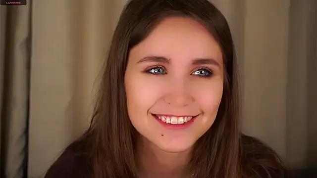 EthalFlowers on StripChat