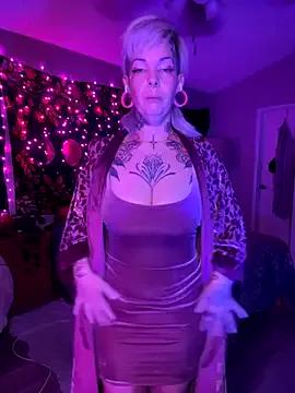 Eva_Monroe- on StripChat