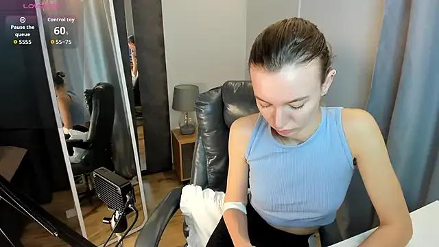 EvaToniz on StripChat