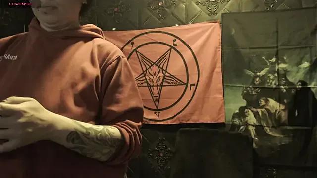 Evil_Queen_666 — fuck hard my pussy give me orgams