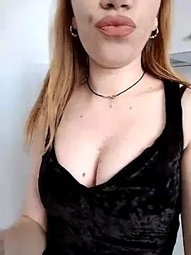 EvyLure on StripChat