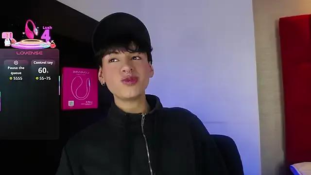 Ezra_Storm on StripChat