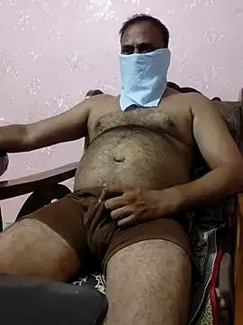 Famit025 on StripChat