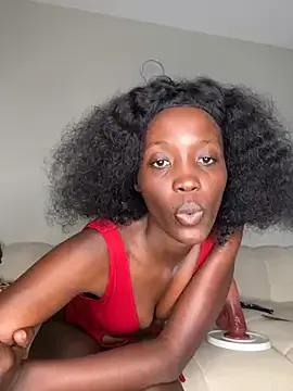 Fanclubbbbb on StripChat