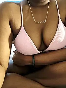 FANTASY_QUEEN_07 on StripChat