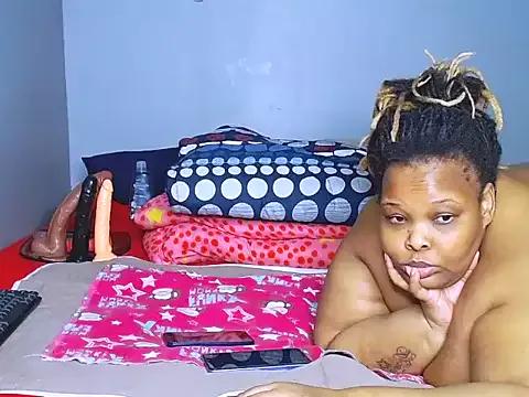 fatafricanqueen on StripChat