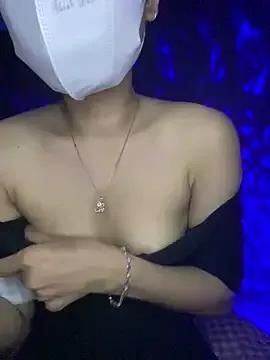 Fin-xinh18 on StripChat